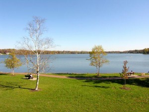 homes on reeds lake east grand rapids